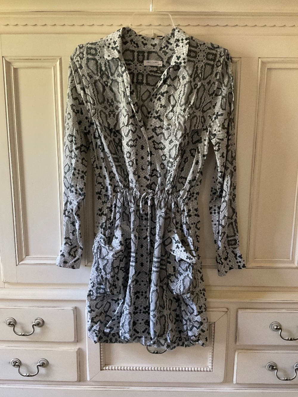XS Equipment Dress